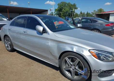 2016 Mercedes-Benz C 300 Sport 4Matic из США, поврежденный, VIN 55SWF4KB6GU098542